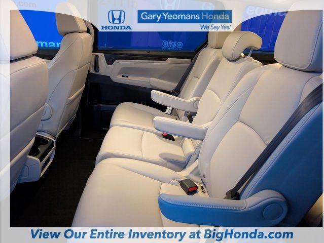 new 2026 Honda Odyssey car, priced at $44,290