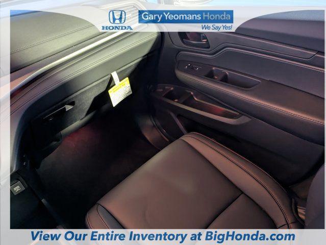 new 2026 Honda Odyssey car, priced at $43,210