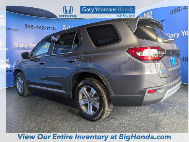new 2025 Honda Pilot car, priced at $47,095