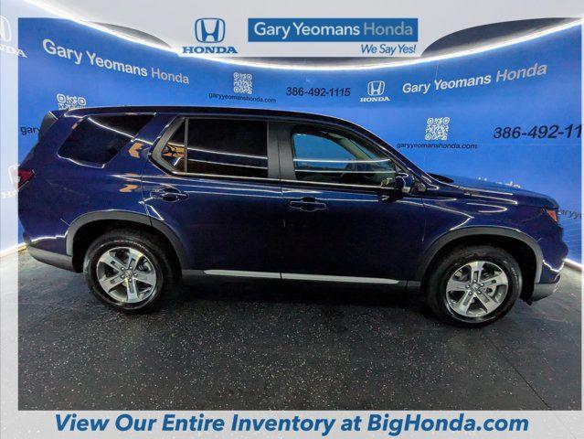 new 2025 Honda Pilot car, priced at $45,725