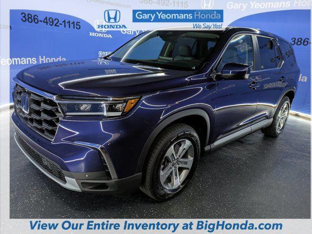 new 2025 Honda Pilot car, priced at $45,725