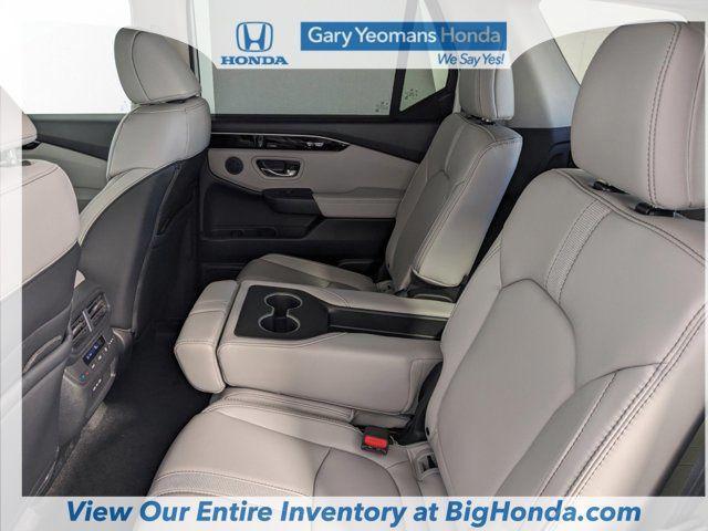 new 2025 Honda Pilot car, priced at $45,725