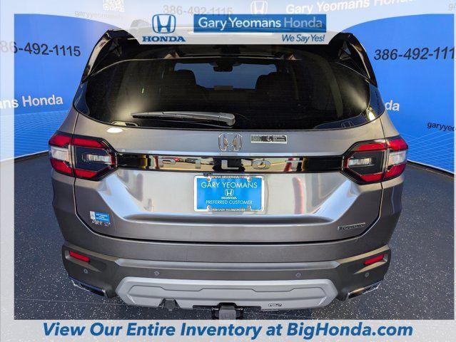 new 2025 Honda Pilot car, priced at $55,015