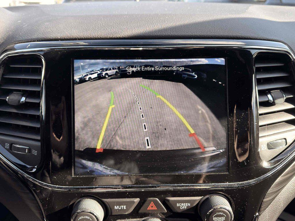 used 2021 Jeep Grand Cherokee car, priced at $23,777