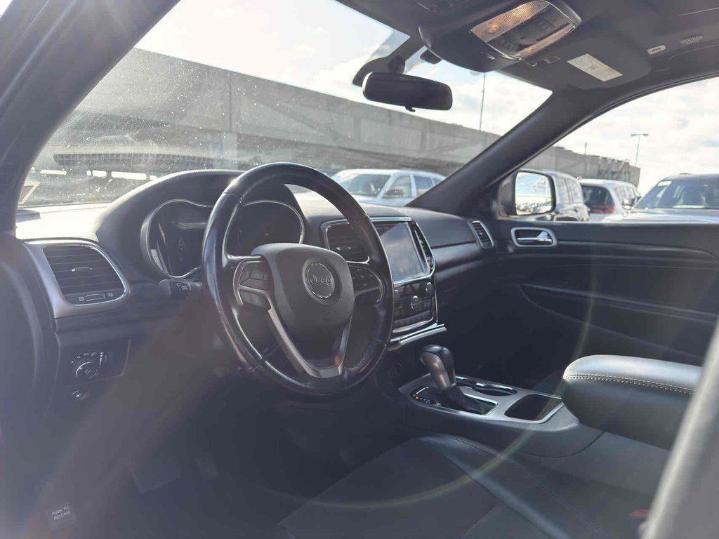 used 2021 Jeep Grand Cherokee car, priced at $23,777