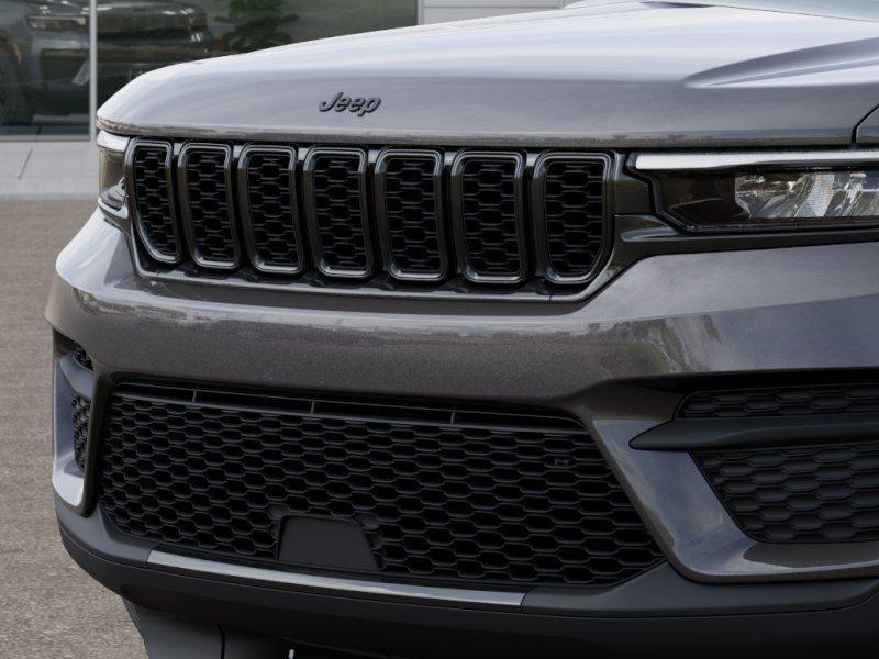 new 2025 Jeep Grand Cherokee car, priced at $48,375