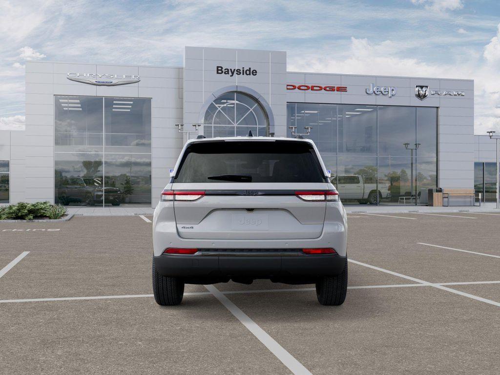 new 2025 Jeep Grand Cherokee car, priced at $47,780