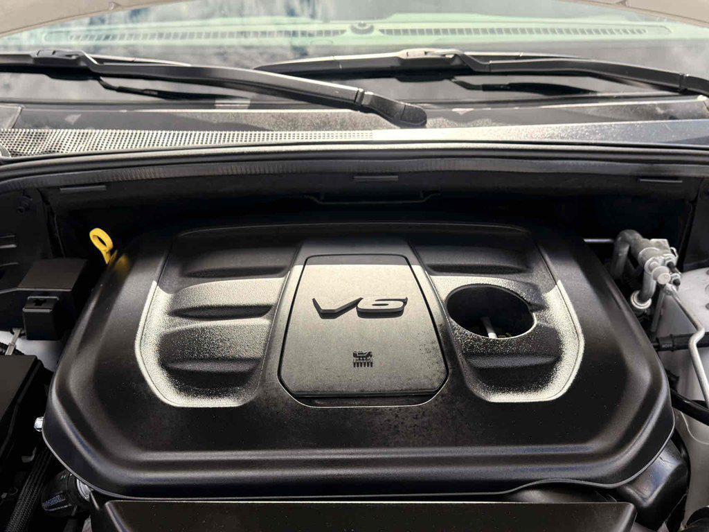 used 2022 Jeep Grand Cherokee car, priced at $27,888