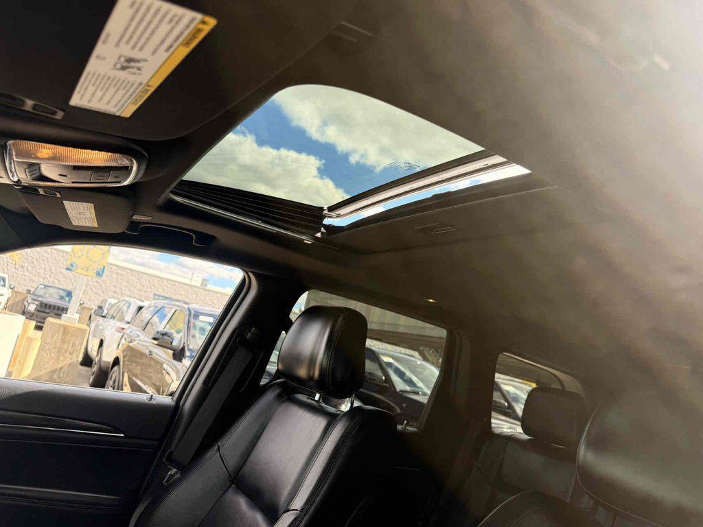 used 2022 Jeep Grand Cherokee car, priced at $27,888