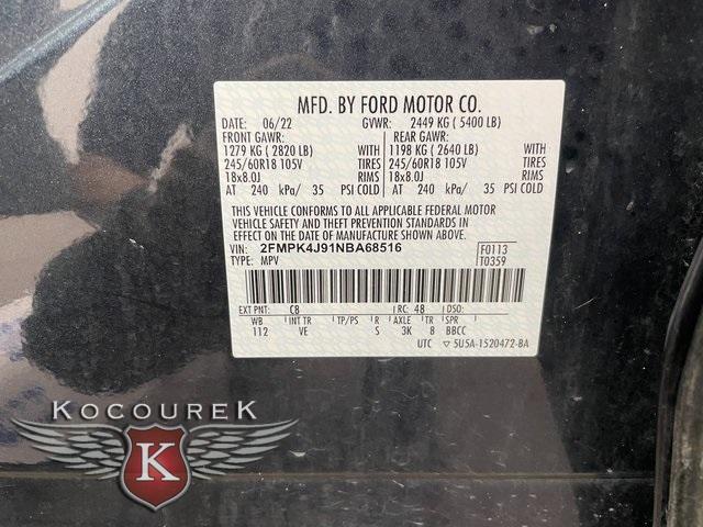 2022 Blue Metallic Ford Edge