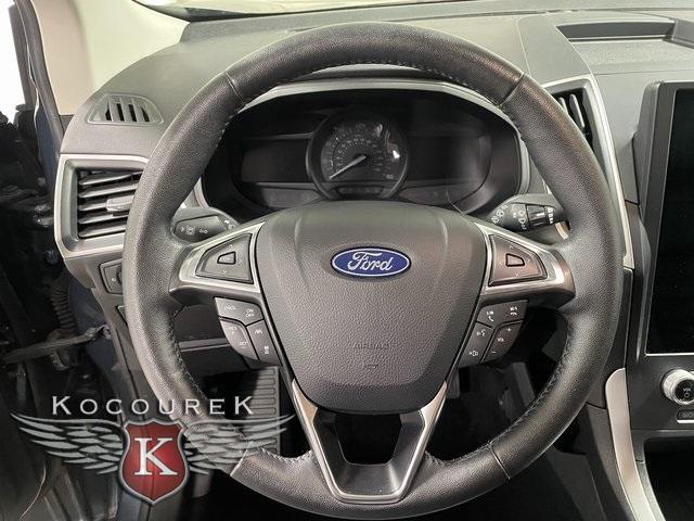 2022 Blue Metallic Ford Edge