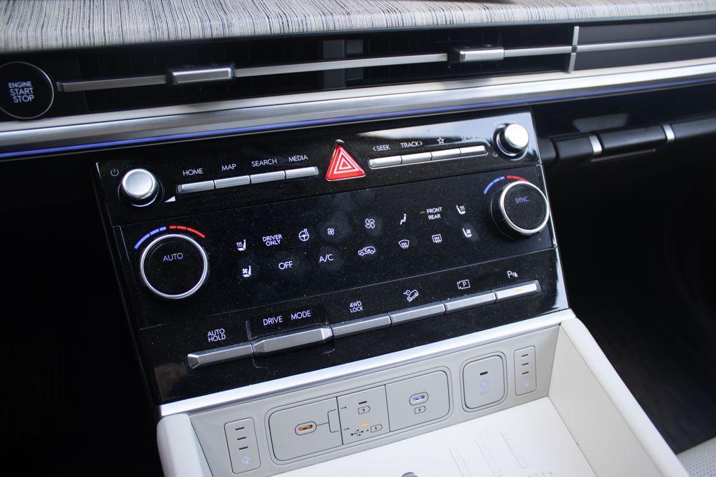 used 2024 Hyundai SANTA FE HEV car, priced at $43,900