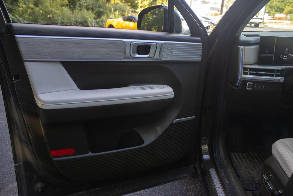 used 2024 Hyundai SANTA FE HEV car, priced at $43,900