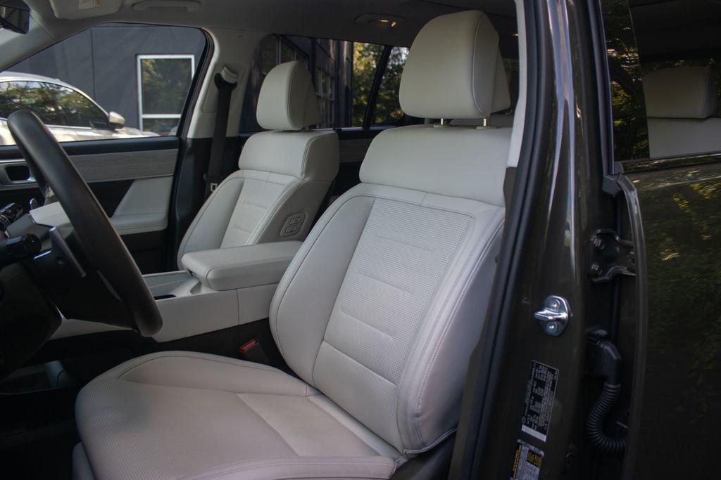 used 2024 Hyundai SANTA FE HEV car, priced at $43,900