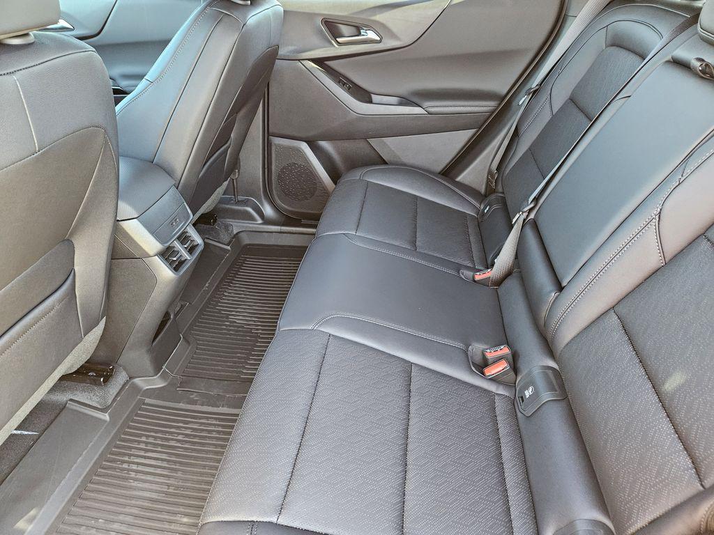 new 2026 Chevrolet Equinox car, priced at $29,504