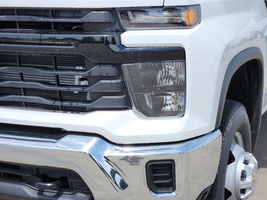 new 2025 Chevrolet Silverado 3500 car