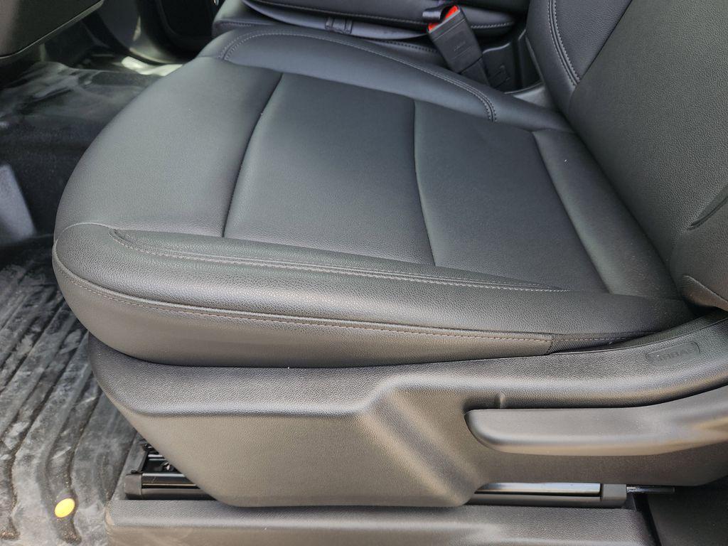 new 2025 Chevrolet Silverado 3500 car