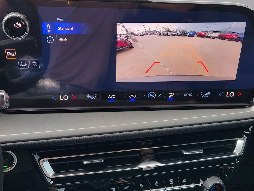 new 2026 Chevrolet Traverse car, priced at $43,301