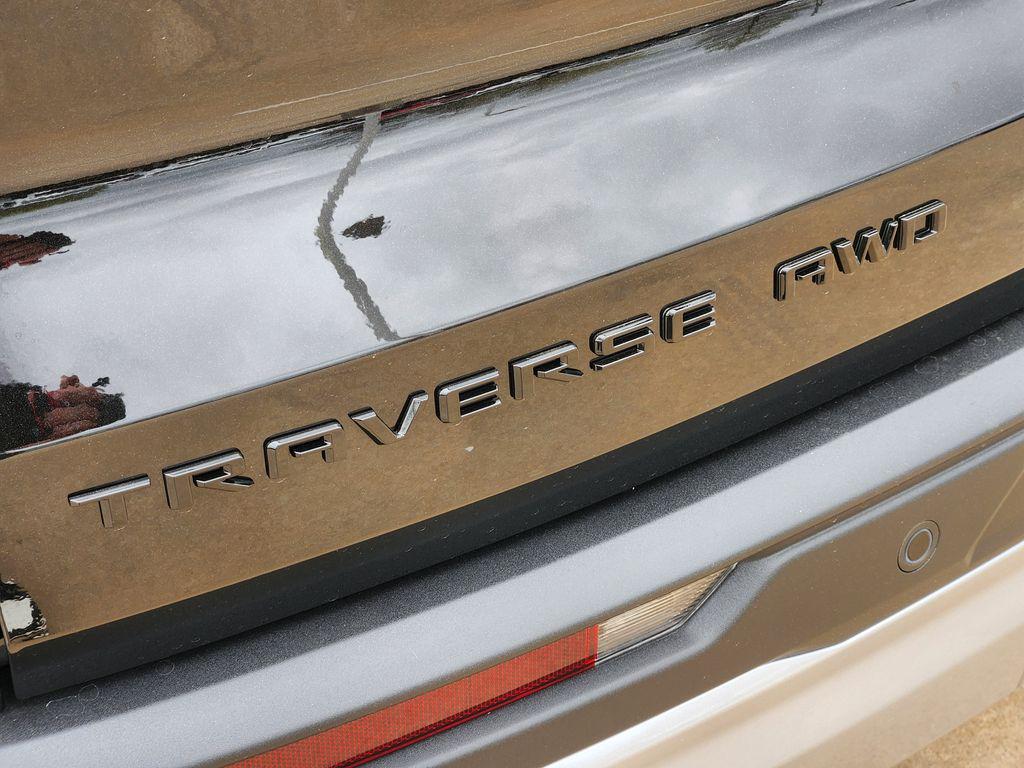 new 2026 Chevrolet Traverse car, priced at $50,942