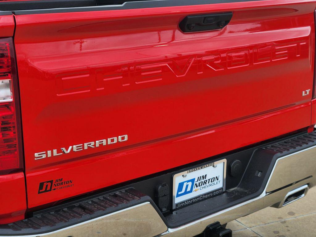 new 2026 Chevrolet Silverado 1500 car, priced at $50,704