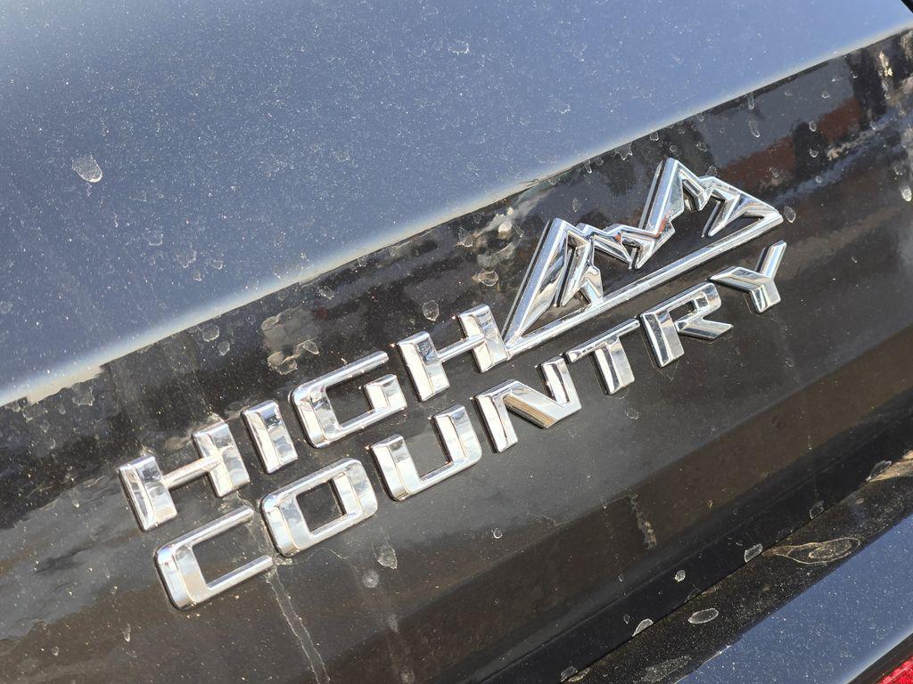 new 2026 Chevrolet Traverse car, priced at $51,556