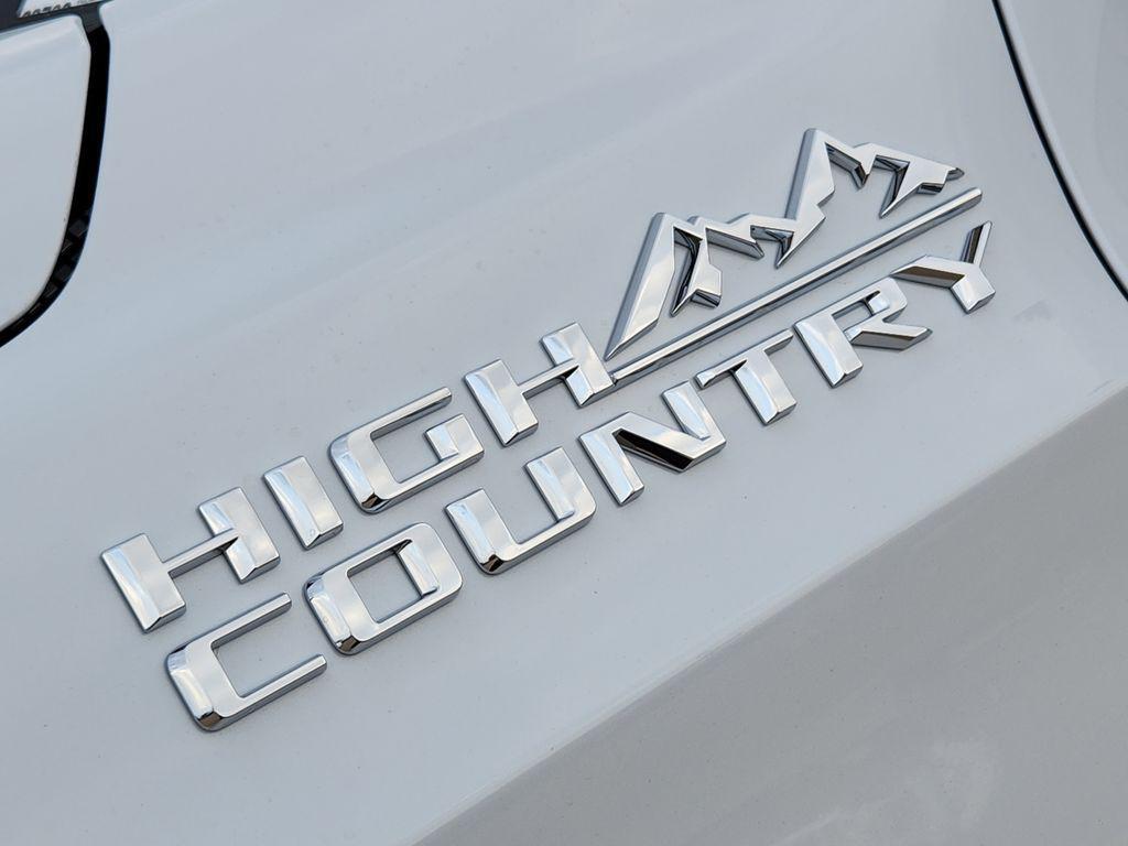 new 2026 Chevrolet Suburban car, priced at $91,993