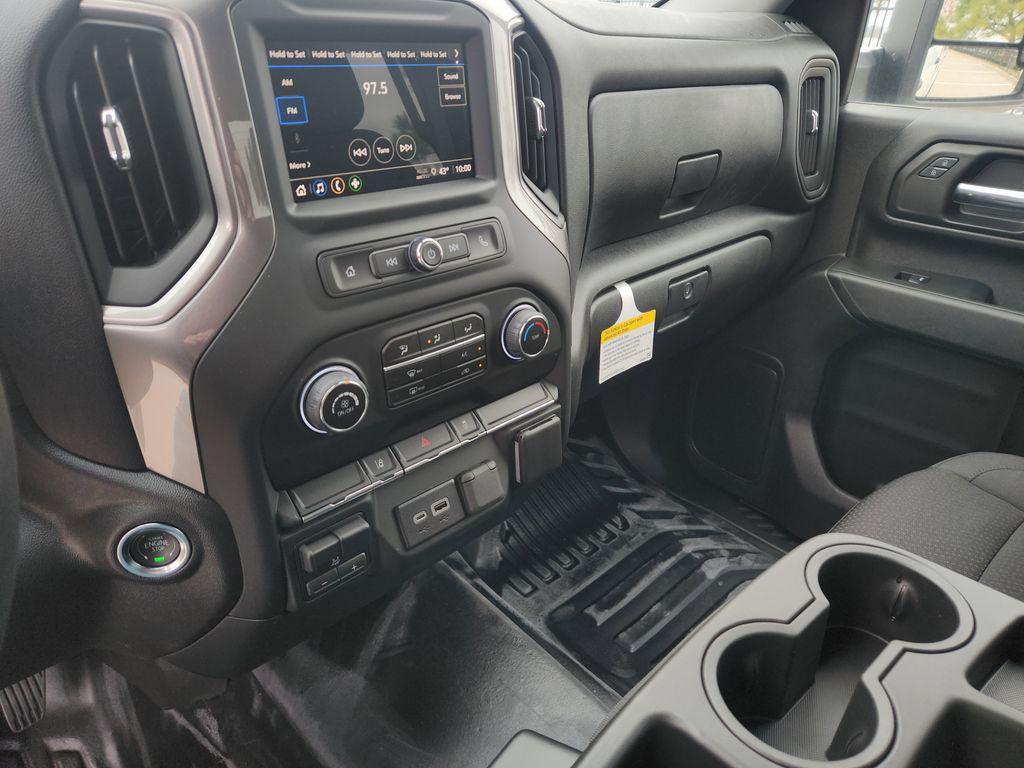 new 2024 Chevrolet Silverado 2500 car, priced at $62,392