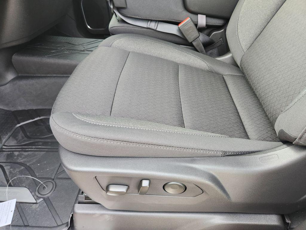 new 2026 Chevrolet Silverado 1500 car, priced at $44,651