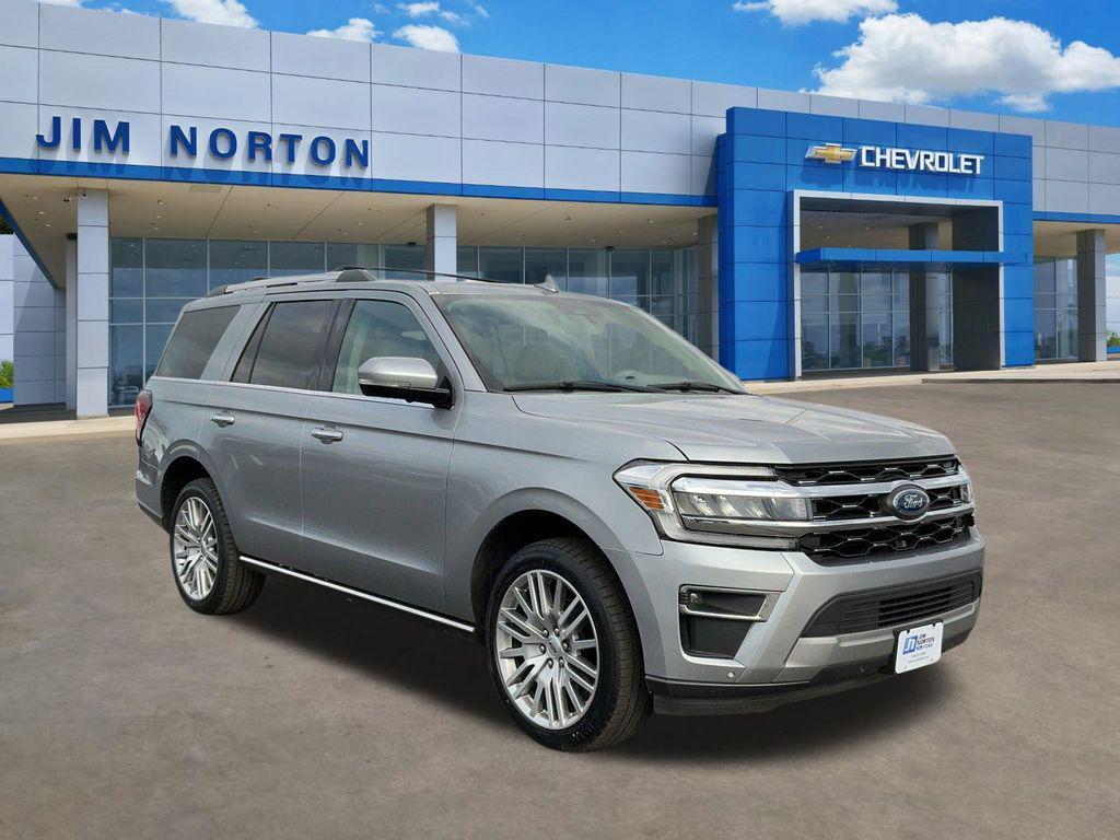 used 2024 Ford Expedition car, priced at $51,581
