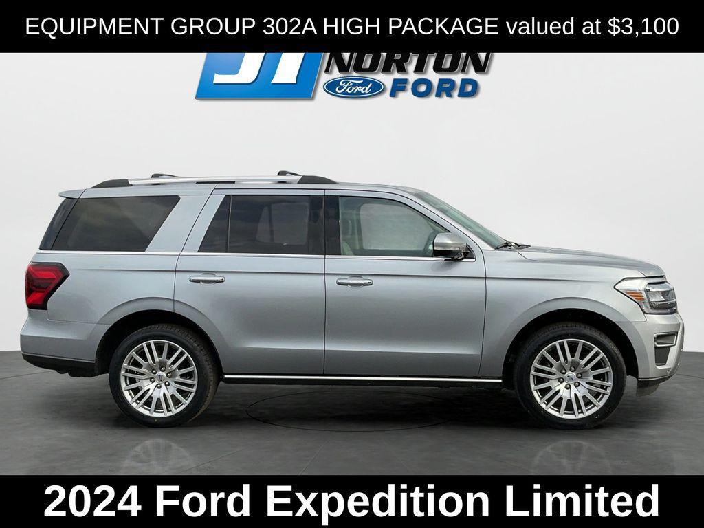 used 2024 Ford Expedition car, priced at $51,581