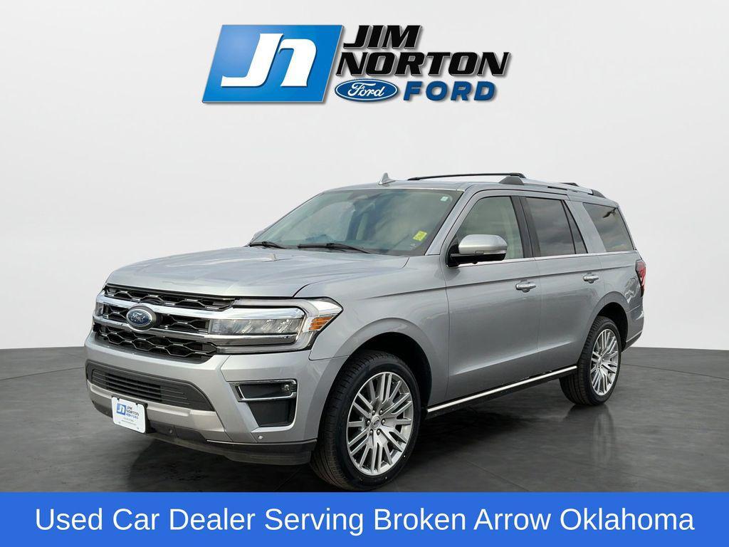 used 2024 Ford Expedition car, priced at $51,581