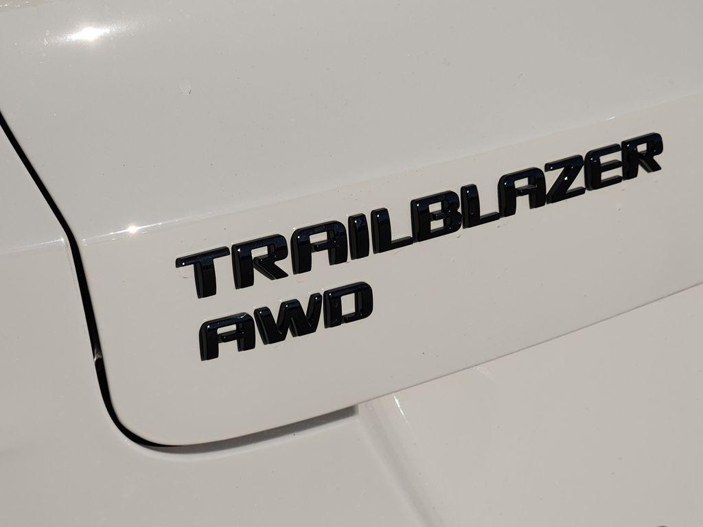 new 2026 Chevrolet TrailBlazer car, priced at $35,422