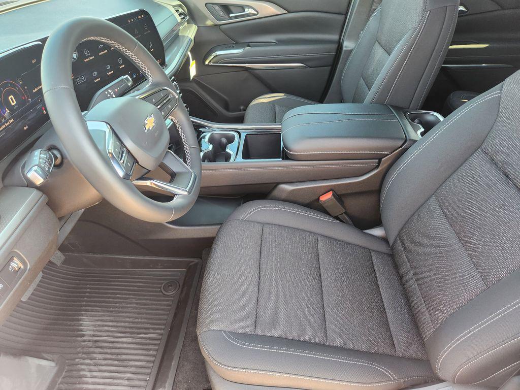 new 2026 Chevrolet Traverse car, priced at $42,208