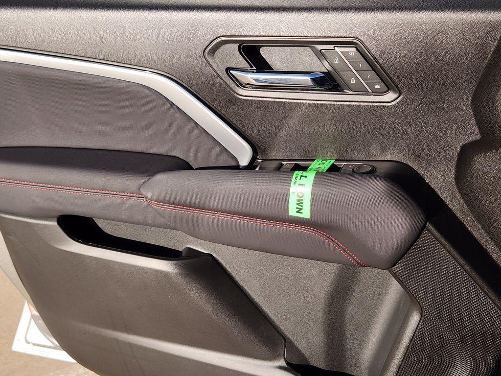 new 2026 Chevrolet Colorado car, priced at $49,884