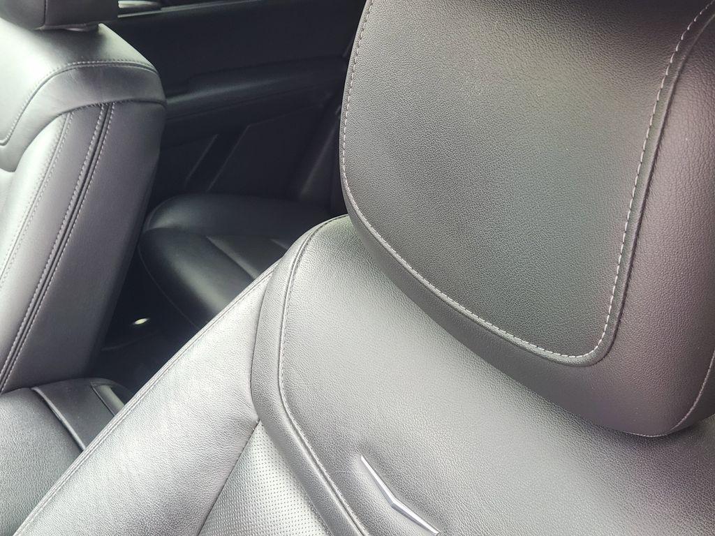 used 2021 Cadillac XT5 car, priced at $24,414