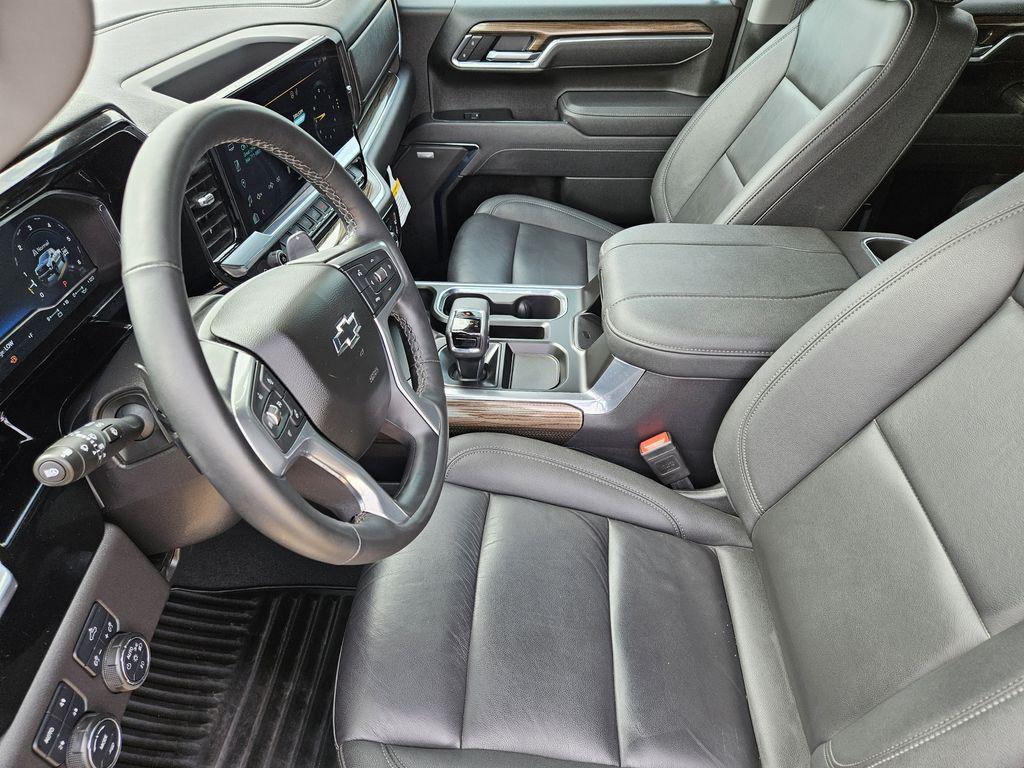 used 2025 Chevrolet Silverado 1500 car, priced at $52,900