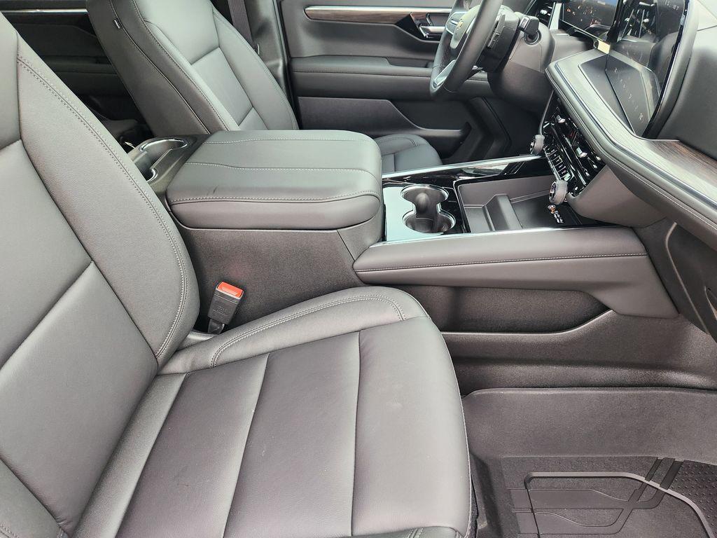 new 2026 Chevrolet Tahoe car, priced at $73,377