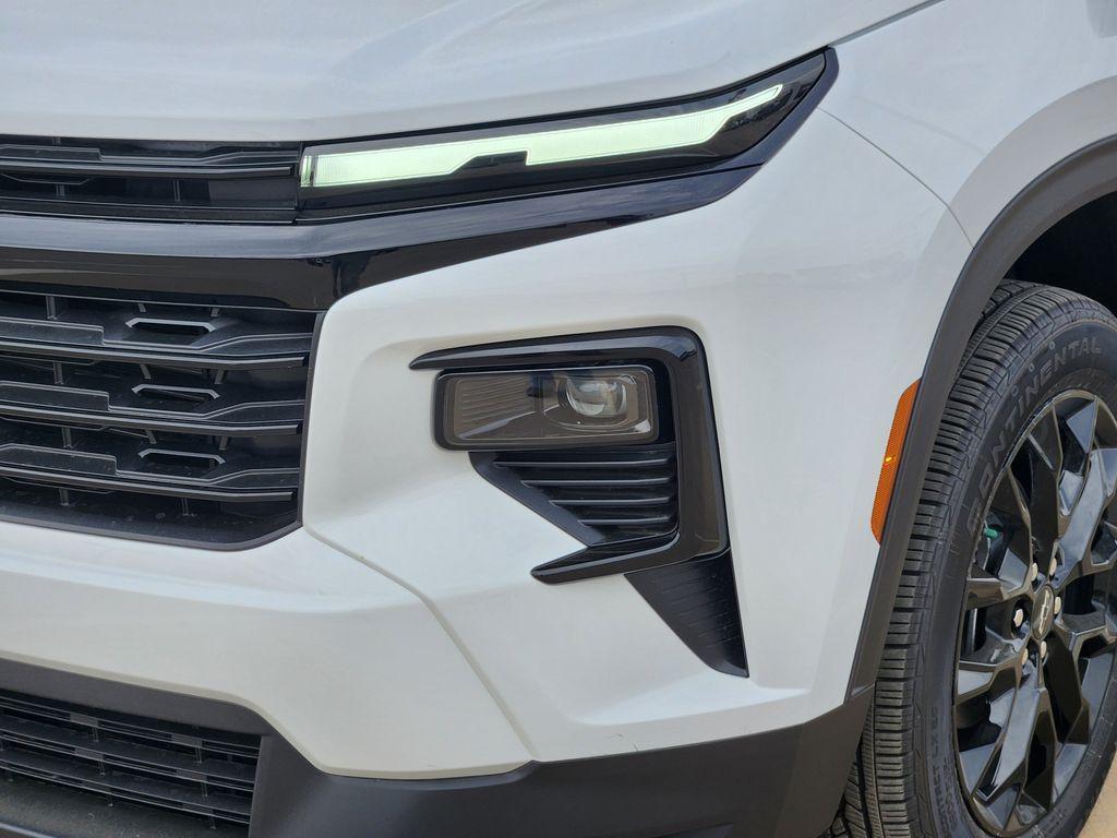 new 2026 Chevrolet Traverse car, priced at $46,170