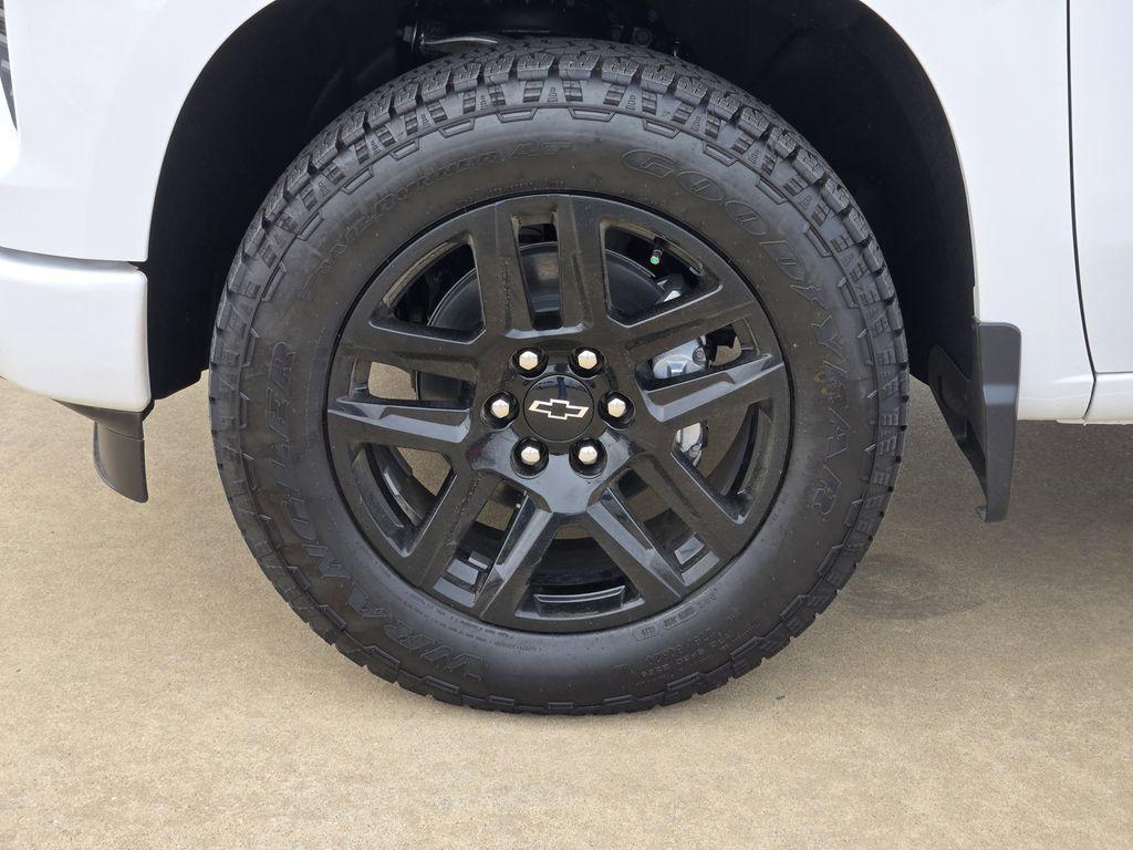 new 2026 Chevrolet Silverado 1500 car, priced at $57,388