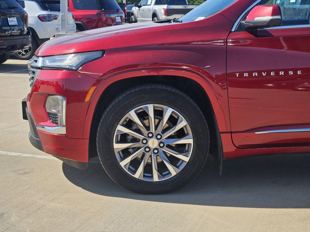 used 2023 Chevrolet Traverse car, priced at $32,492