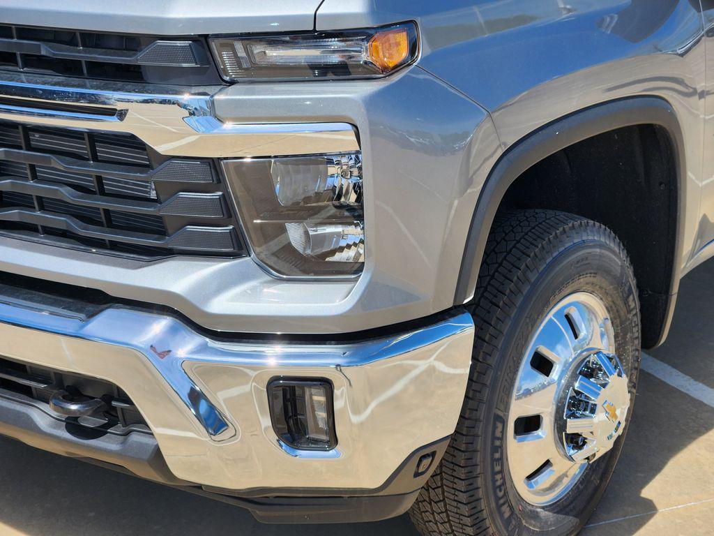 new 2026 Chevrolet Silverado 3500 car