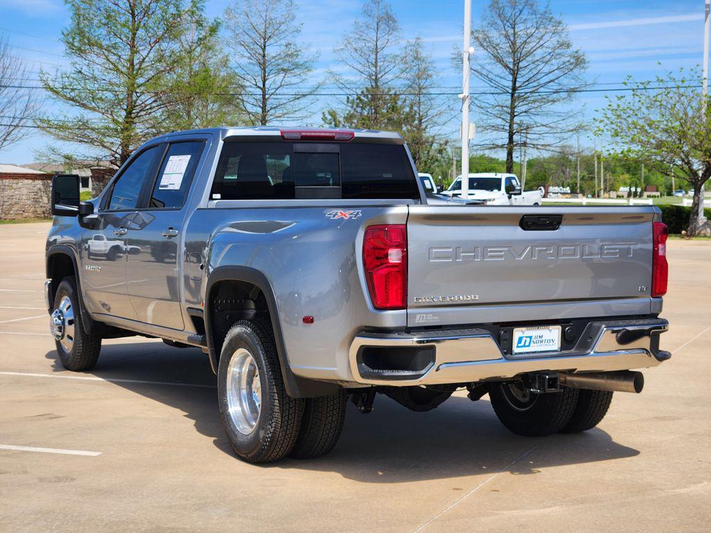 new 2026 Chevrolet Silverado 3500 car