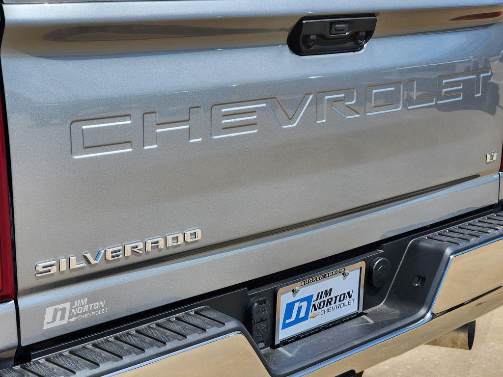 new 2026 Chevrolet Silverado 3500 car