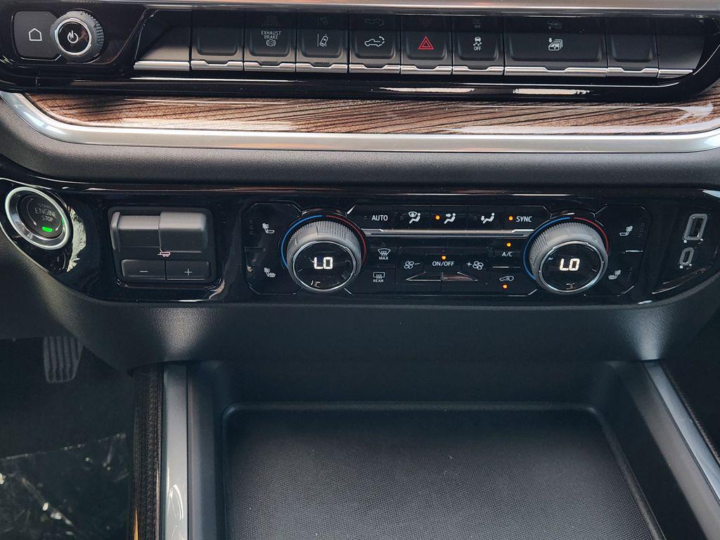 new 2026 Chevrolet Silverado 3500 car