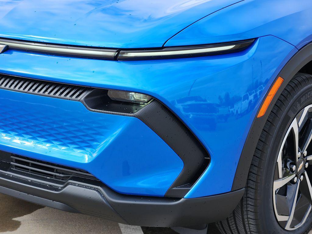 new 2026 Chevrolet Equinox EV car, priced at $33,852