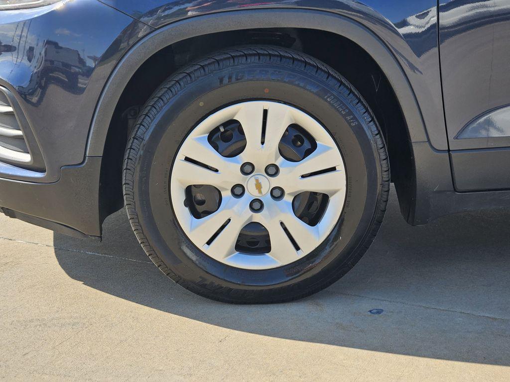 used 2018 Chevrolet Trax car, priced at $9,375