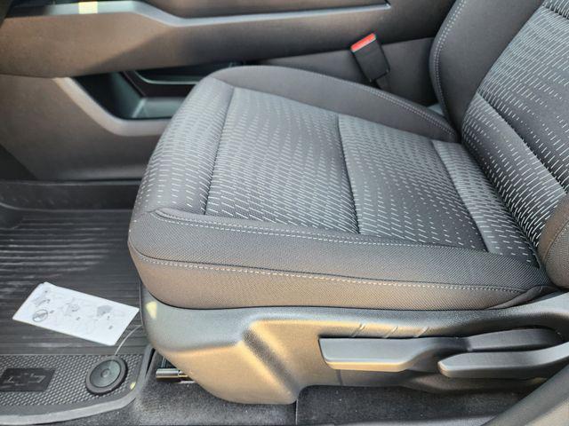 new 2026 Chevrolet Equinox car, priced at $26,120