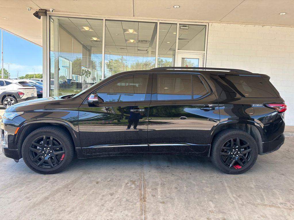used 2023 Chevrolet Traverse car, priced at $35,404