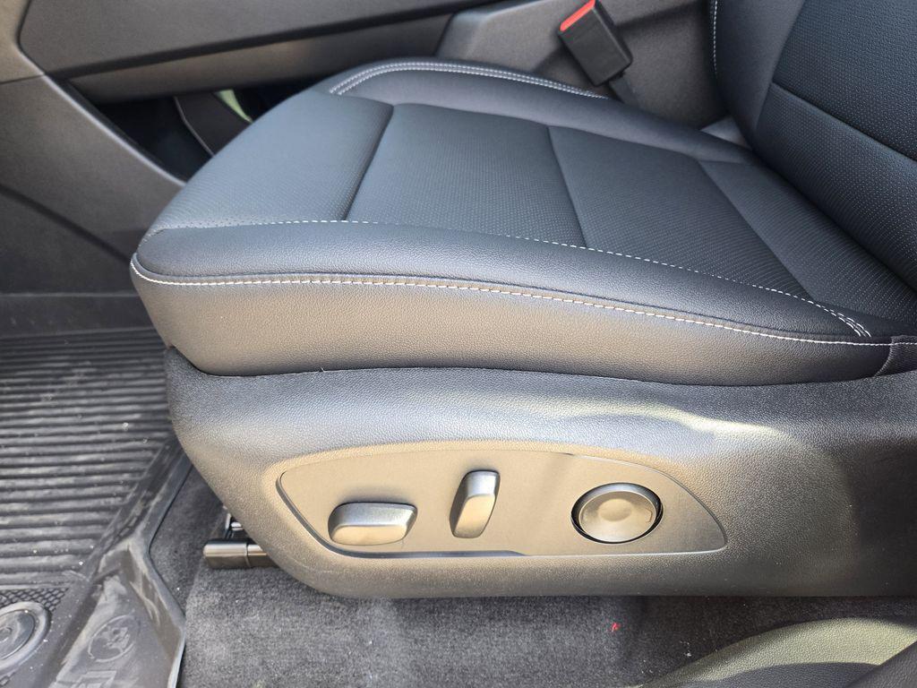 new 2026 Chevrolet Traverse car, priced at $46,286