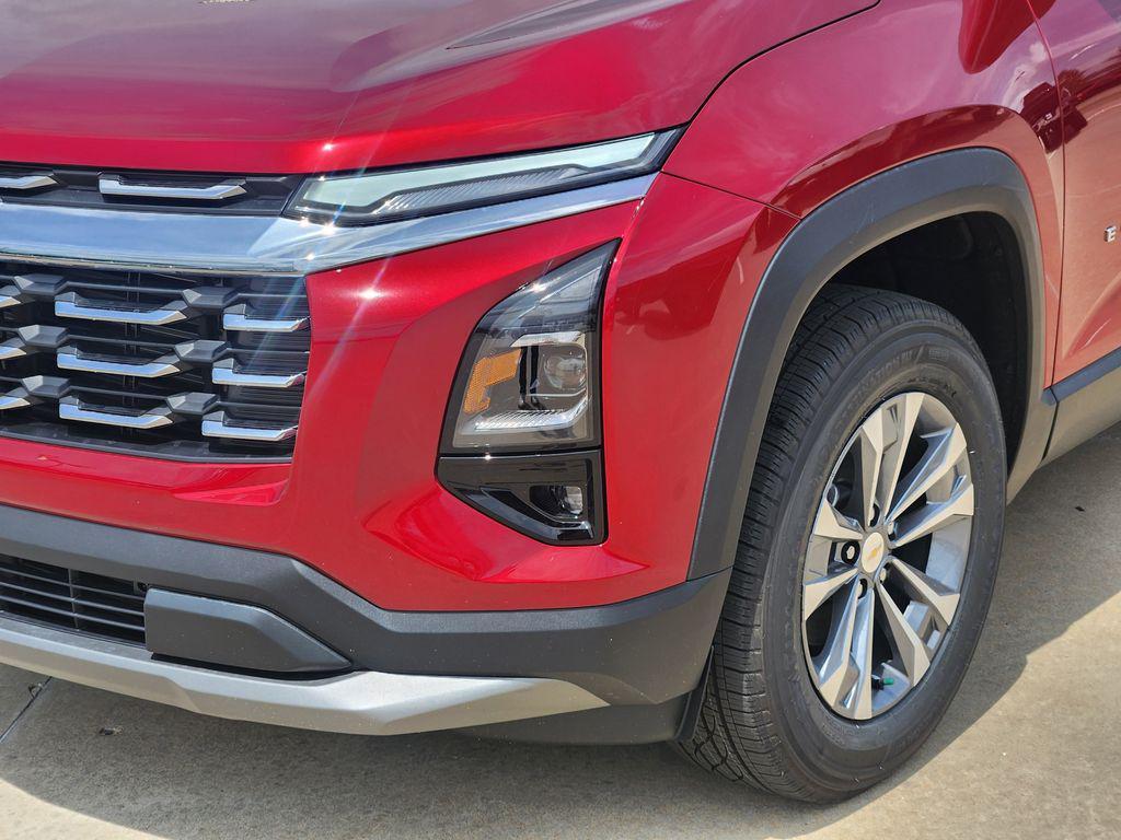 new 2026 Chevrolet Equinox car, priced at $33,326
